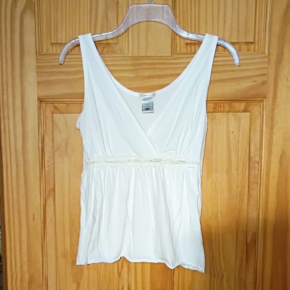 Old Navy Cream Sleeveless Blouse